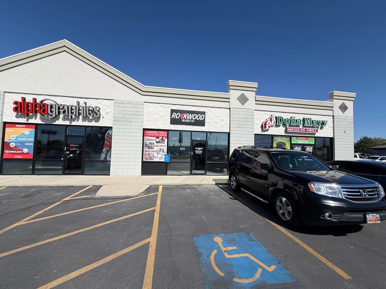 Primary Photo Of 1462-1470 N State St, Orem General Retail For Lease