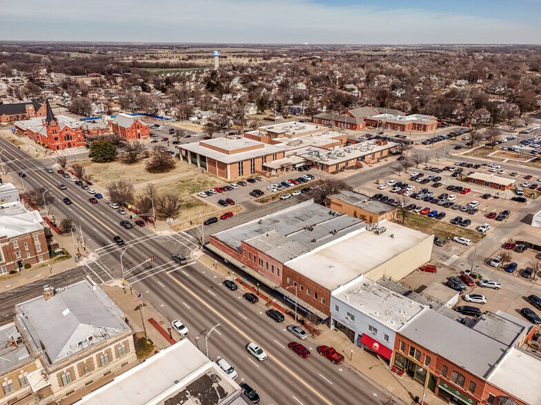 More Photos Of 724 N Main St, Newton Storefront For Sale