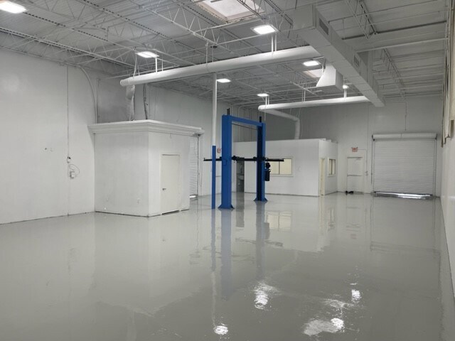 More Photos Of 5629 Star Ln, Houston Service For Lease