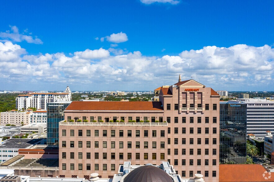 More Photos Of 220 Alhambra Cir, Coral Gables Office Residential For Lease