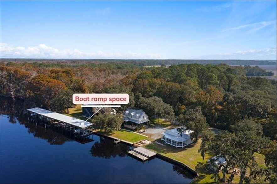 More Photos Of 13555 County Road 13 N, Saint Augustine Specialty For Sale