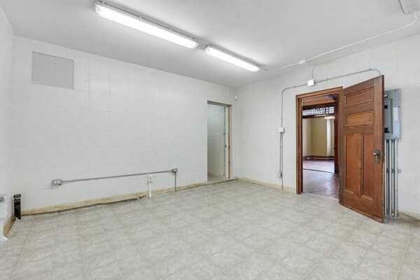 More Photos Of 113 Murray St, Ottawa Office For Sale