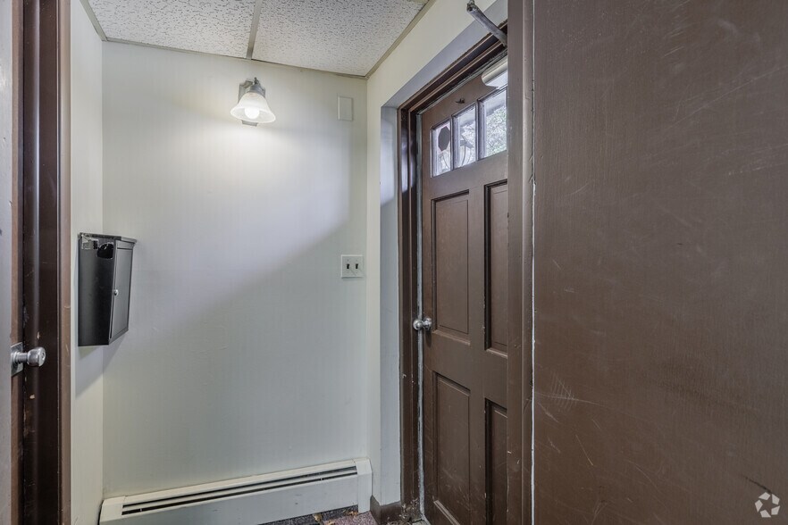 More Photos Of 185 Broadway, Hillsdale Medical For Sale