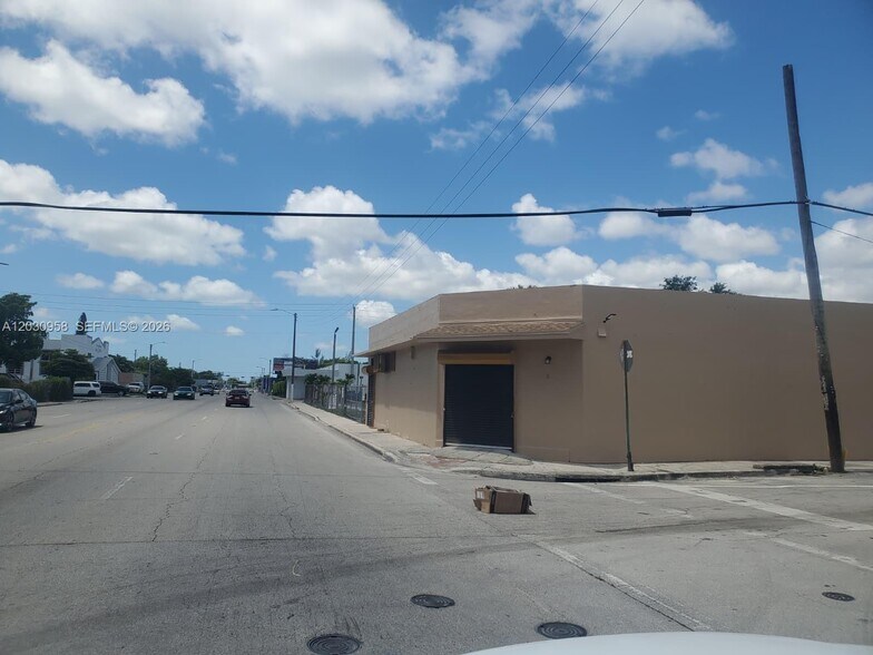 More Photos Of 5180-5182 NW 17th Ave, Miami Freestanding For Lease