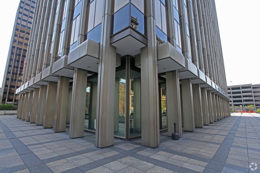 More Photos Of 100-120 Madison St, Syracuse Office For Lease