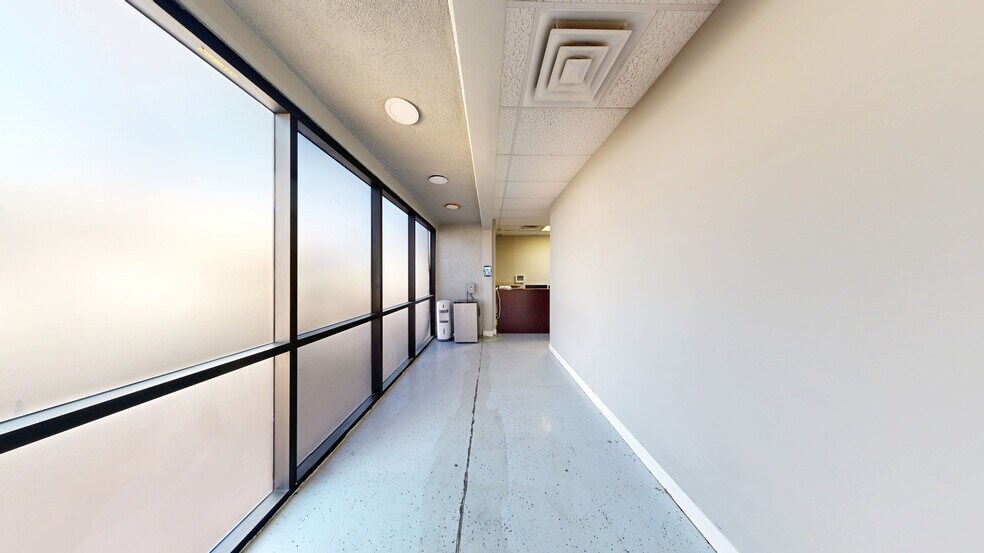 More Photos Of 4145 Wagon Trail Ave, Las Vegas Warehouse For Sale