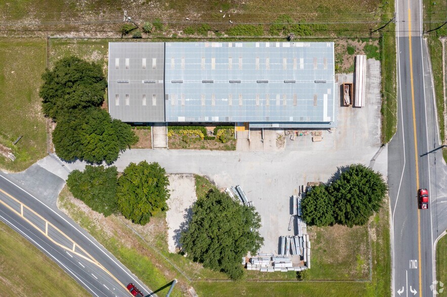 More Photos Of 220 Recker Hwy, Auburndale Warehouse For Lease