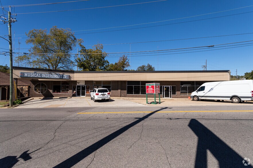 More Photos Of 1712-1716 28th Ave S, Birmingham Freestanding For Lease