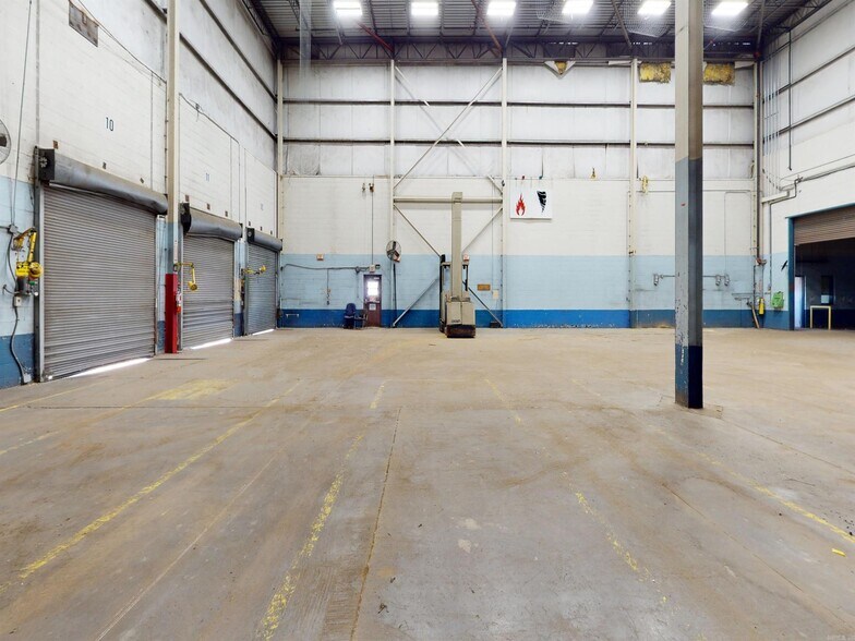 More Photos Of 103 Red Bridge Rd, De Queen Warehouse For Sale