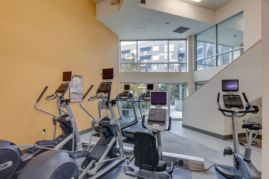 More Photos Of 2230 NW 57th St, Seattle Apartments For Lease