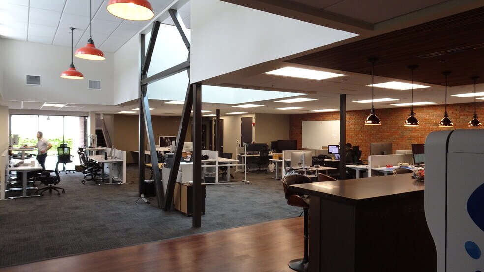 More Photos Of 449 N Santa Cruz Ave, Los Gatos Loft Creative Space For Sale