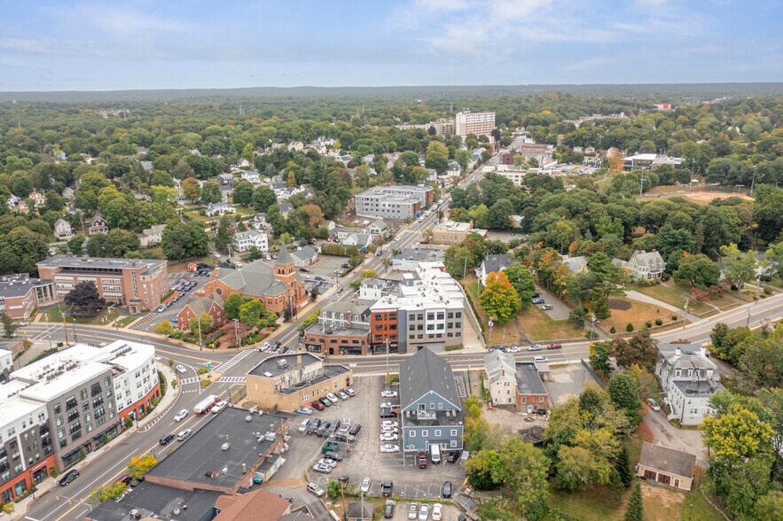 More Photos Of 11 Front St, Weymouth Office For Lease