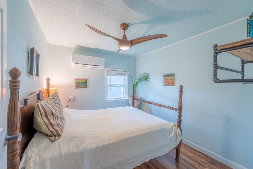 More Photos Of 1101 S Rogers St, Bloomington Multifamily For Sale