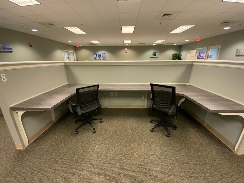 More Photos Of 13310 S Ridge Dr, Charlotte Medical For Lease