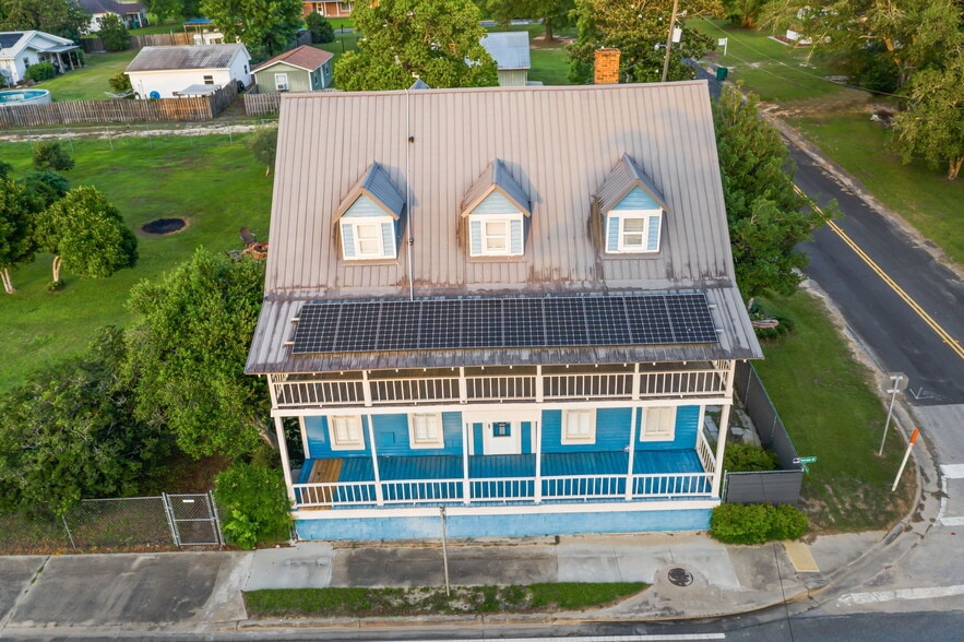 More Photos Of 1748 Georgia St, Alford Specialty For Sale