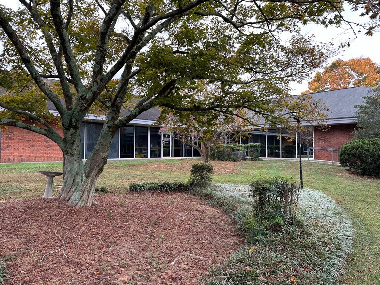 More Photos Of 1400 Montreal Rd, Tucker Medical For Sale