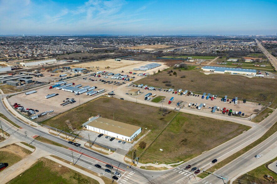 More Photos Of 9598 Lynwood St, Fort Worth Land For Lease