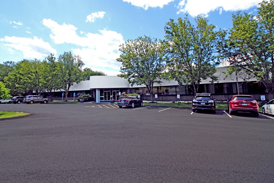 More Photos Of 126 Monroe Tpke, Trumbull Office For Lease