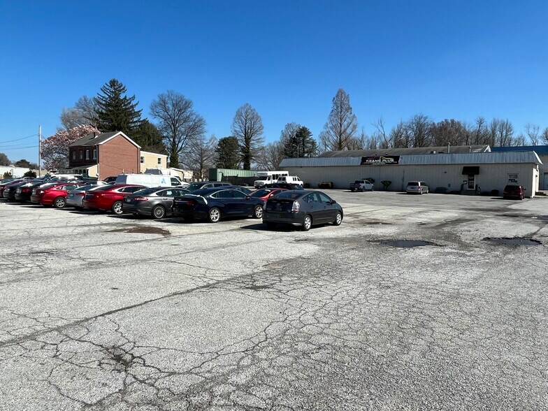 More Photos Of 421 W 7th St, New Castle Warehouse For Sale