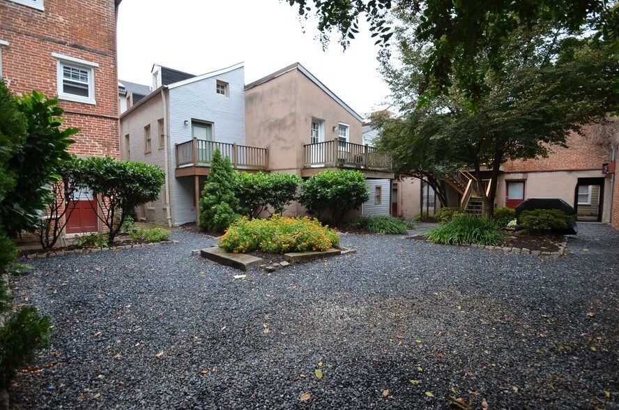 More Photos Of 500 W Franklin St, Baltimore Apartments For Sale