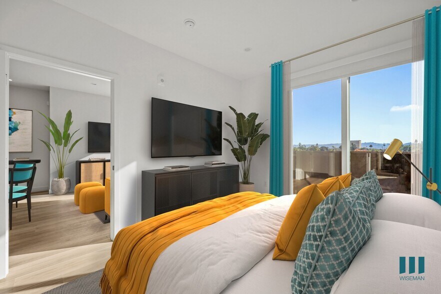 More Photos Of 951 Ogden Ave, Los Angeles Apartments For Lease