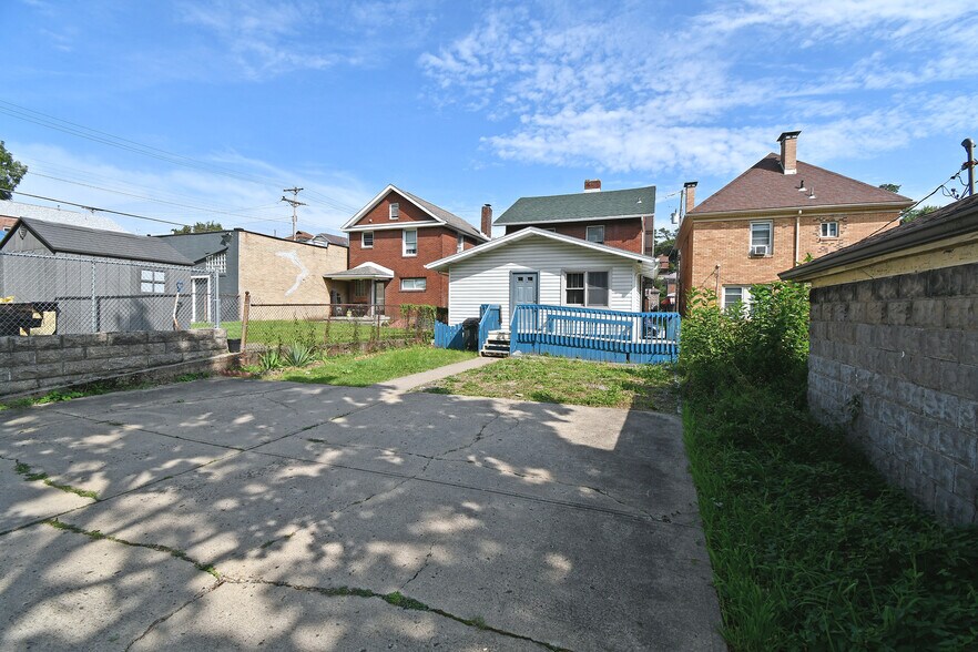 More Photos Of 1206 Brookline Blvd, Pittsburgh Medical For Sale