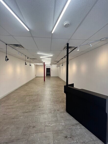 More Photos Of 5010 W Main St, League City Unknown For Lease