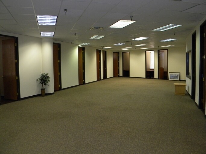More Photos Of 17290 Preston Rd, Dallas Office For Lease