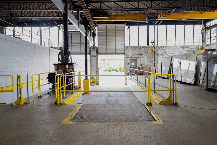 More Photos Of 2185 N Sherman Dr, Indianapolis Manufacturing For Sale
