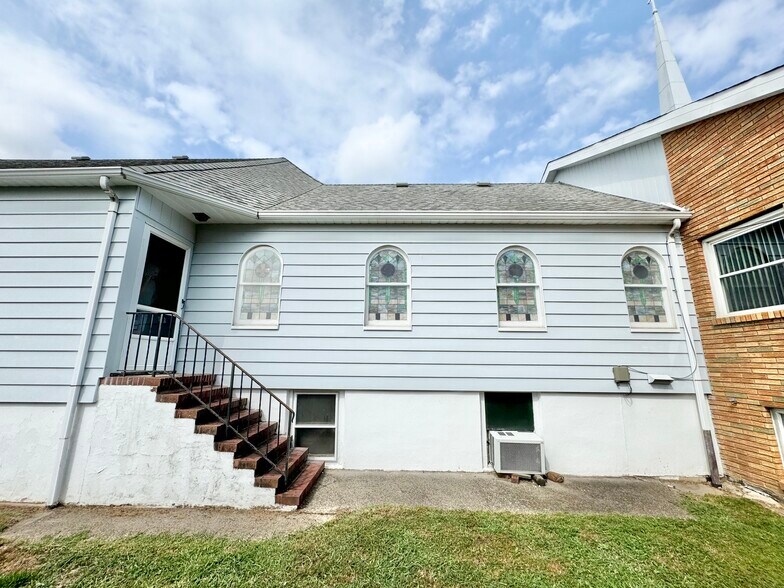 More Photos Of 128 Arthur St, Linden Religious Facility For Sale