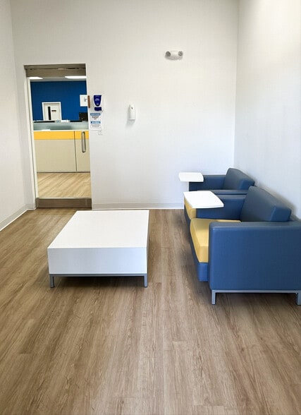 More Photos Of 3118 Commerce Pky, Miramar Light Manufacturing For Lease