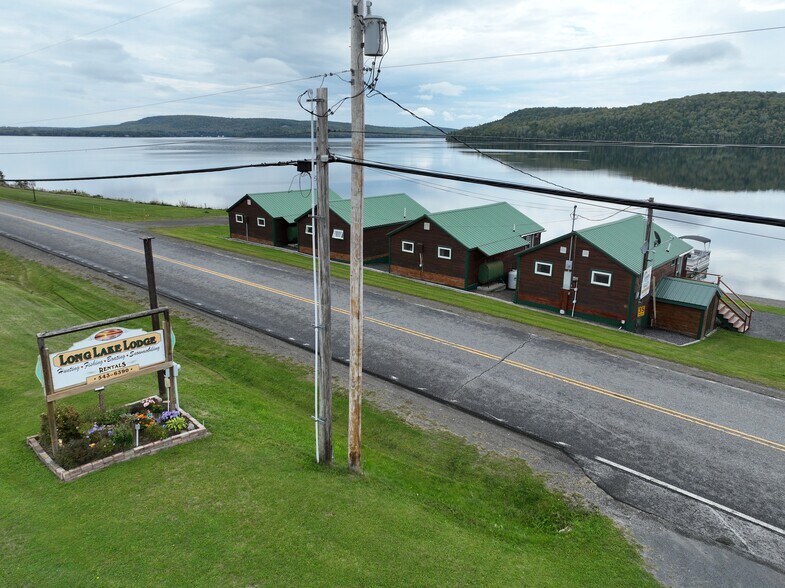 More Photos Of 109 Sinclair Rd, Sinclair Sports And Entertainment For Sale