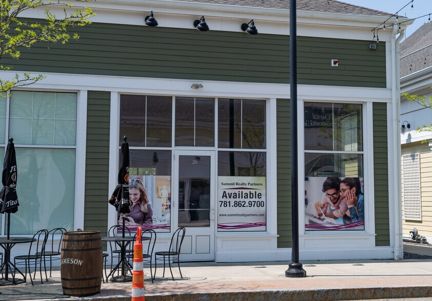 More Photos Of 400-440 Boston Post Rd, Wayland Unknown For Lease