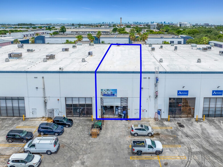 More Photos Of 7620 NW 25th St, Miami Distribution For Sale