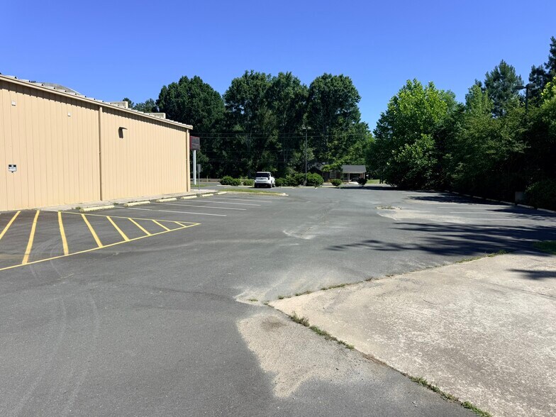 More Photos Of 2384 Nc Highway 24 27 E, Biscoe Freestanding For Sale