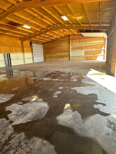 More Photos Of 11663 Rick St, Odessa Industrial For Lease