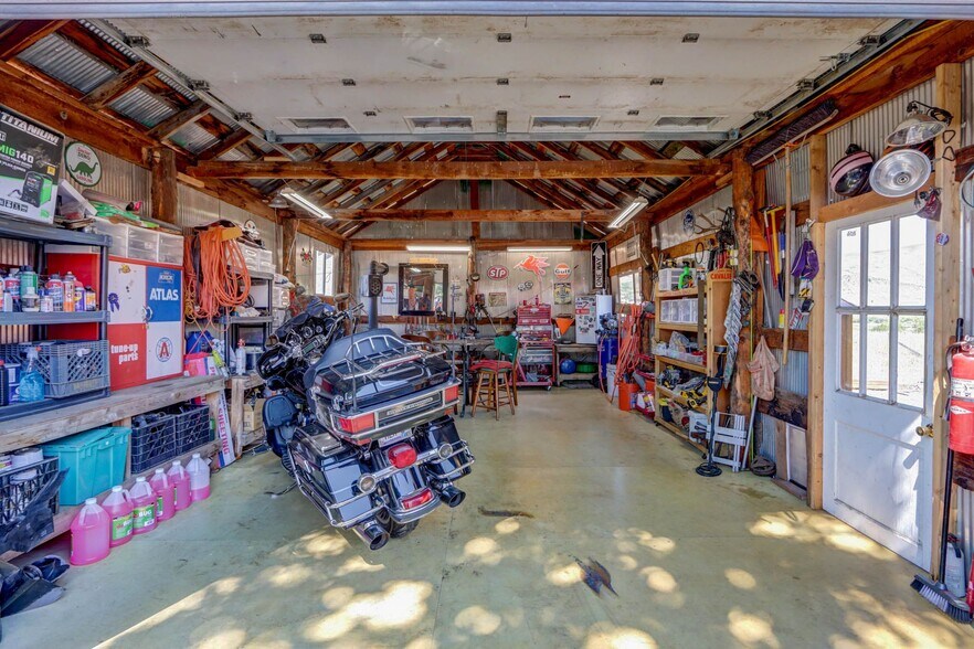 More Photos Of 22001 Sweet Ola Hwy, Ola Restaurant For Sale