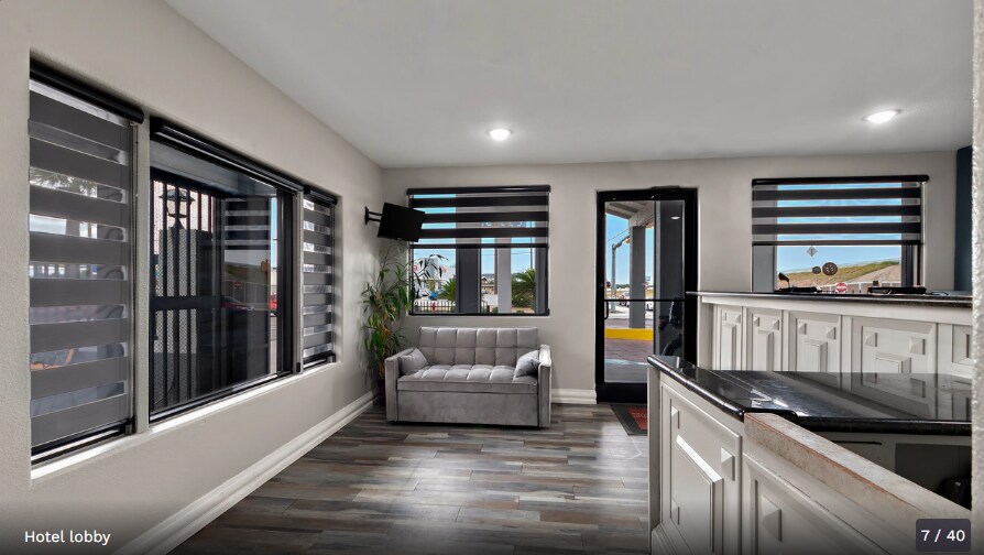 More Photos Of 2620 Santa Ursula Ave, Laredo Hotel For Sale