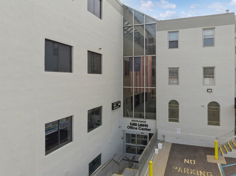 More Photos Of 15-01 Broadway, Fair Lawn Medical For Sale