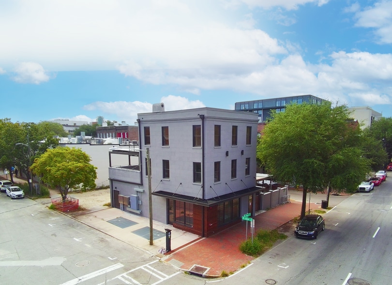 More Photos Of 30-32 Martin Luther King Jr Blvd, Savannah Restaurant For Lease