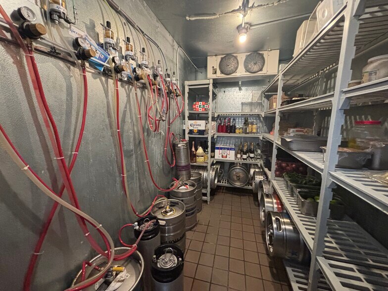 More Photos Of 534-536 5th Ave, San Diego Apartments For Lease