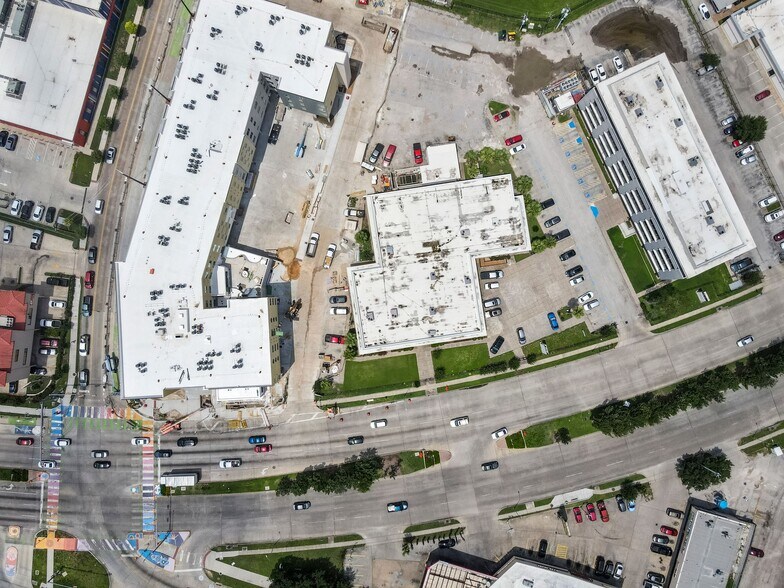 More Photos Of 6430 Hillcroft Ave, Houston Medical For Sale