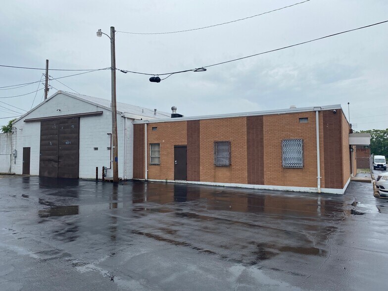 More Photos Of 5725 Manchester Ave, Saint Louis Warehouse For Sale