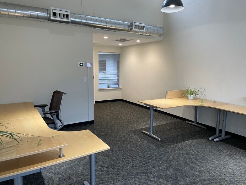 More Photos Of 1260 41st Ave, Capitola Office For Sale