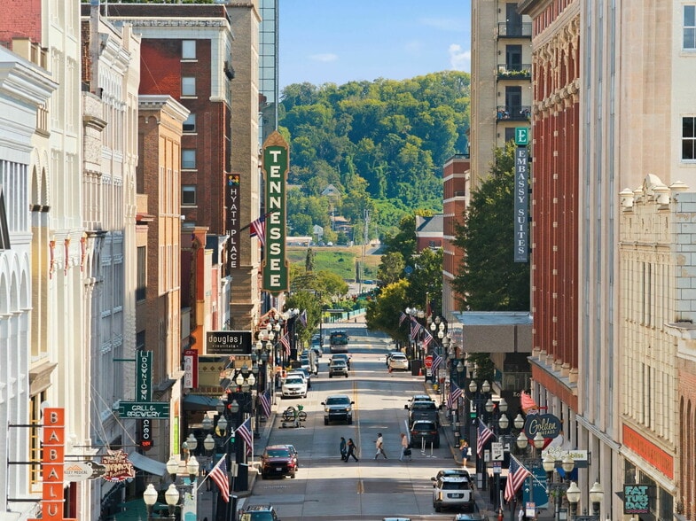 More Photos Of 304 S Gay St, Knoxville Office Residential For Sale