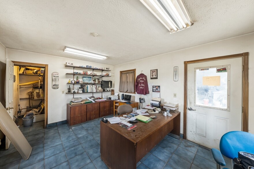 More Photos Of 364 S Warpole St, Upper Sandusky Industrial For Sale