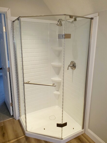 More Photos Of 1584-1586 S High St, Columbus Storefront Retail Residential For Sale