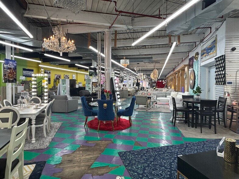 More Photos Of 300 Main St, Paterson General Retail For Sale