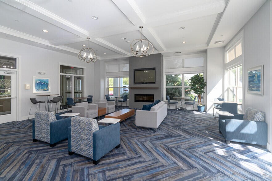 More Photos Of 200-220 Trotter Rd, Weymouth Apartments For Lease