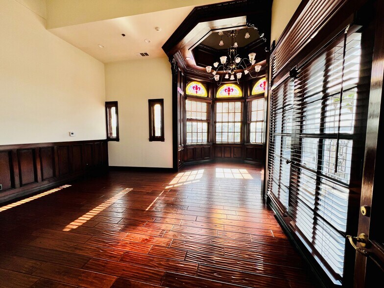 More Photos Of 13323 W Washington Blvd, Culver City Office Residential For Lease
